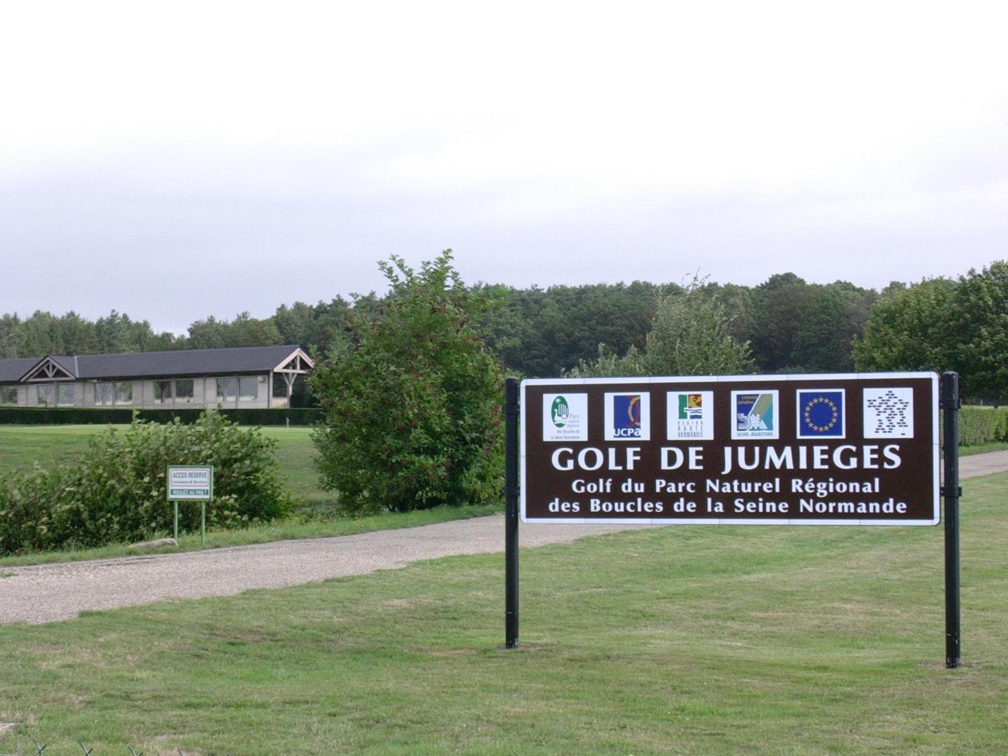 La Bonne Famille Hotel Jumièges Exterior foto